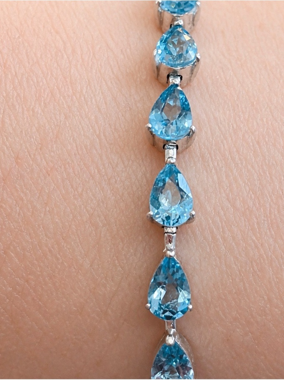 Genuine Swiss Blue Pear-shaped Topaz Tennis Bracelet. Authentic!